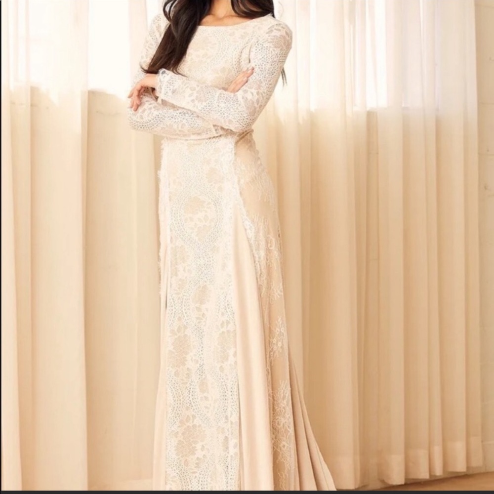 Lulus Forever You & I Wedding Dress ***NEW w/ tags!!